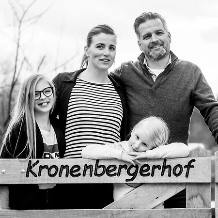 Kronenbergerhof 3* سيفينُمْ